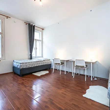 Apartment Kamenicka 23 Prague