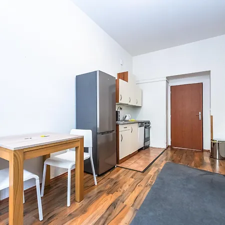 Kamenicka 23 Apartmán