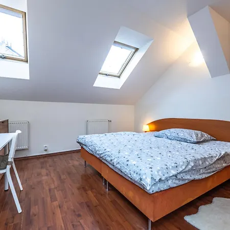 Kamenicka 23 Daire