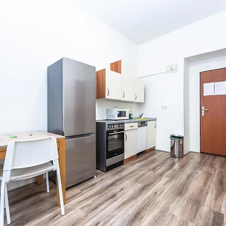 Kamenicka 23 Daire Prag