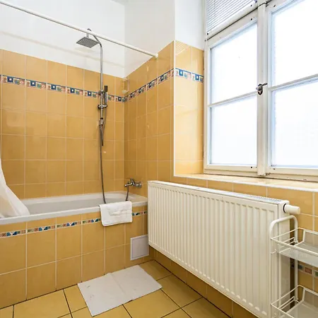 Kamenicka 23 * Prag